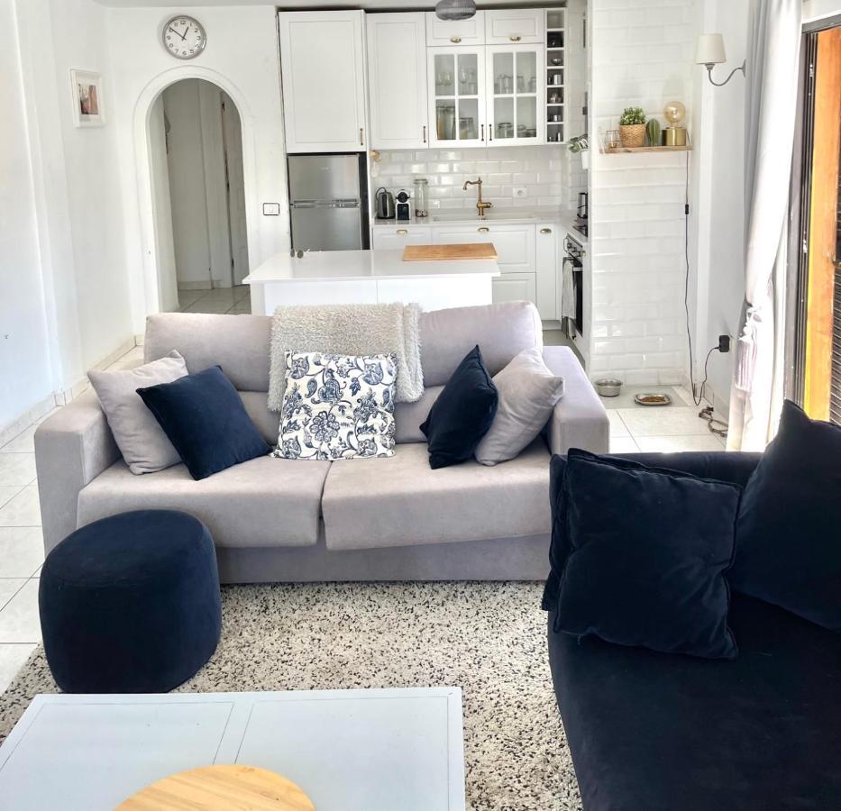 Apartment Sea View Penthouse With Large Terrace Los Cristianos (Tenerife)