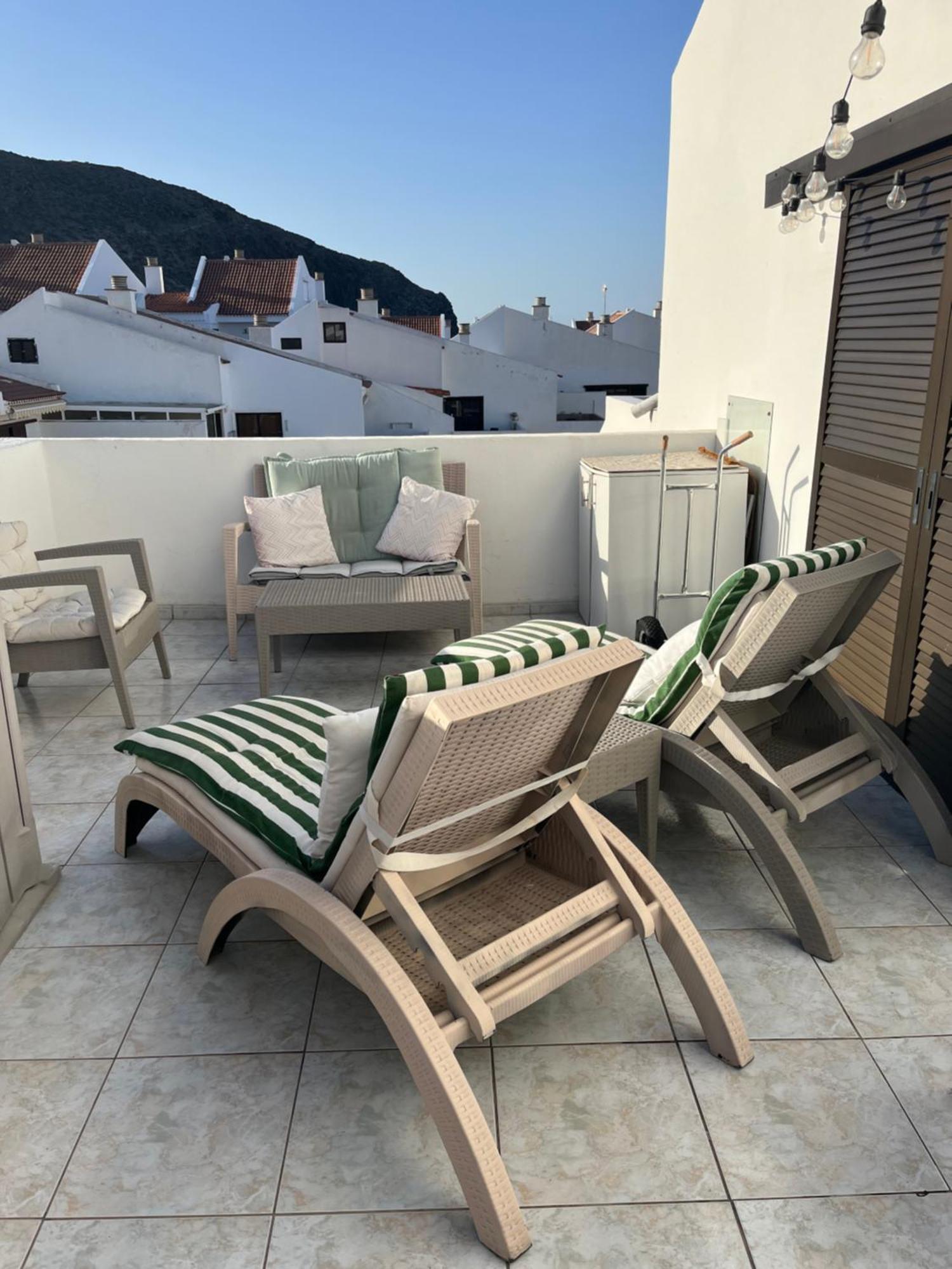 Sea View Penthouse With Large Terrace * Los Cristianos (Tenerife)